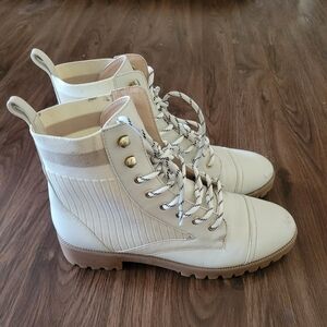 CECELIA NEW YORK Cream Lace-Up Boots Size 10M